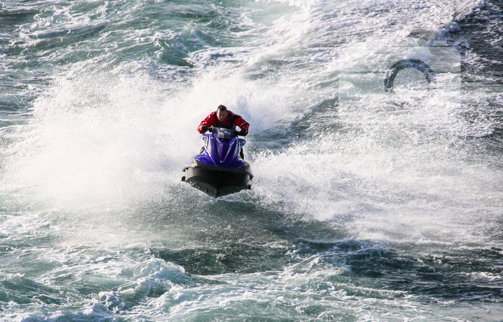 JET SKI RIDERS OD NEWCASTLE UPON TYNE